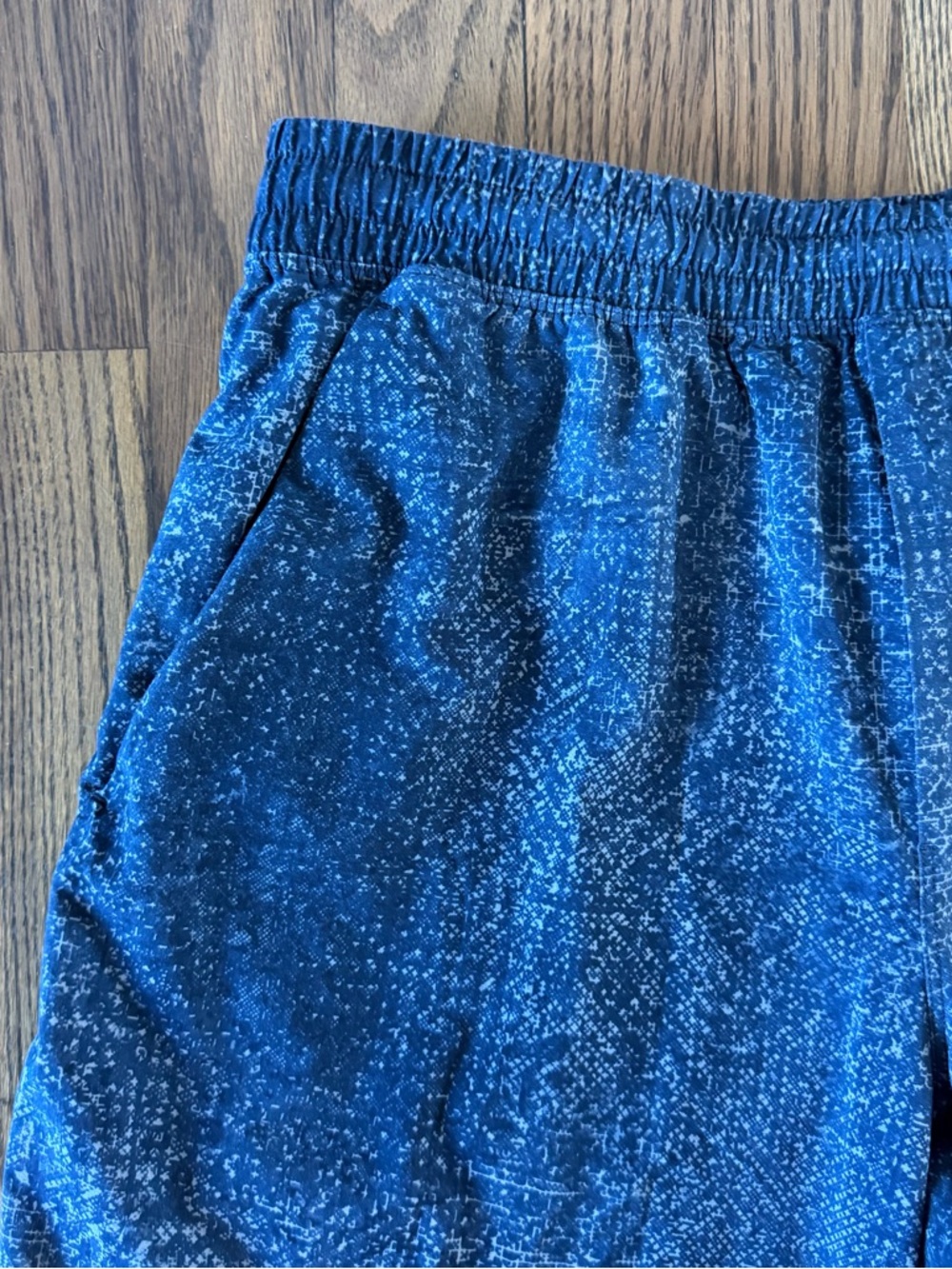 Lululemon Men's Pace Breaker Linerless Short Blue Multi Size M - Picture 4 of 15
